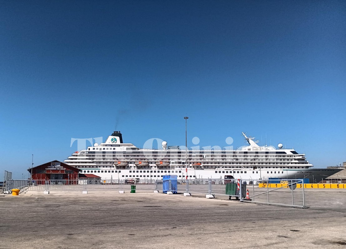 Θεσσαλονίκη: Με διανυκτέρευση απόψε το Crystal Symphony και homeport για 9ήμερη κρουαζιέρα