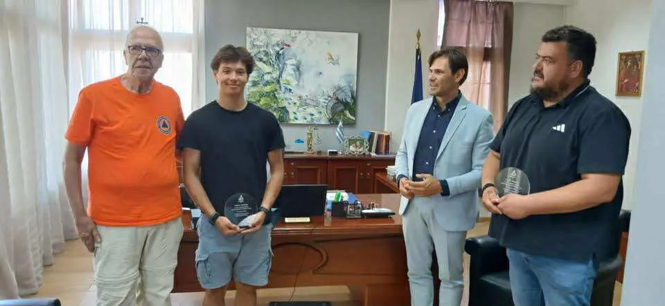 Θερμαϊκός: Τιμή στους εθελοντές που έσωσαν δύο Ούγγρους τουρίστες στο Φανάρι Επανομής