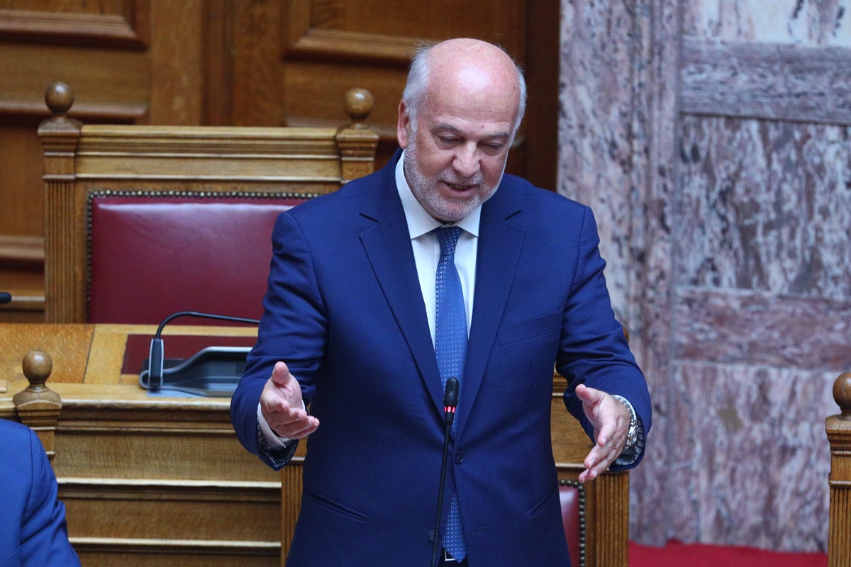 Φλωρίδης για Τέμπη: Εδώ και 2,5 χρόνια ποτέ δεν υποβλήθηκε αίτημα εκταφής για ταυτοποίηση (VIDEO)