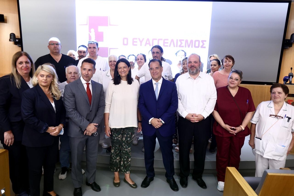 Στον «Ευαγγελισμό» Γεωργιάδης και Κεραμέως για την πρόσληψη 500 τραυματιοφορέων