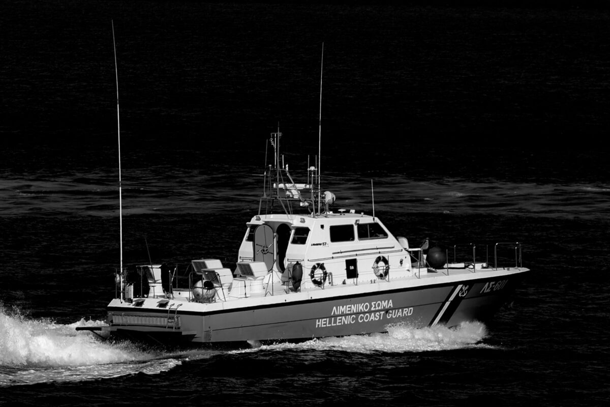 Σοβαρό επεισόδιο από τουρκικά αλιευτικά – Προειδοποιητικές βολές από σκάφος του λιμενικού