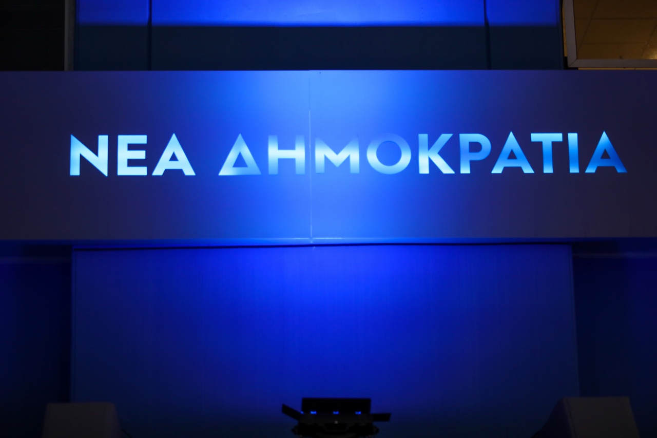 Πηγές ΝΔ: Άμεση επανακλήτευση του «Φραπέ» μετά τις αποκαλύψεις για σχέσεις με τον Αντωνόπουλο του ΠΑΣΟΚ»