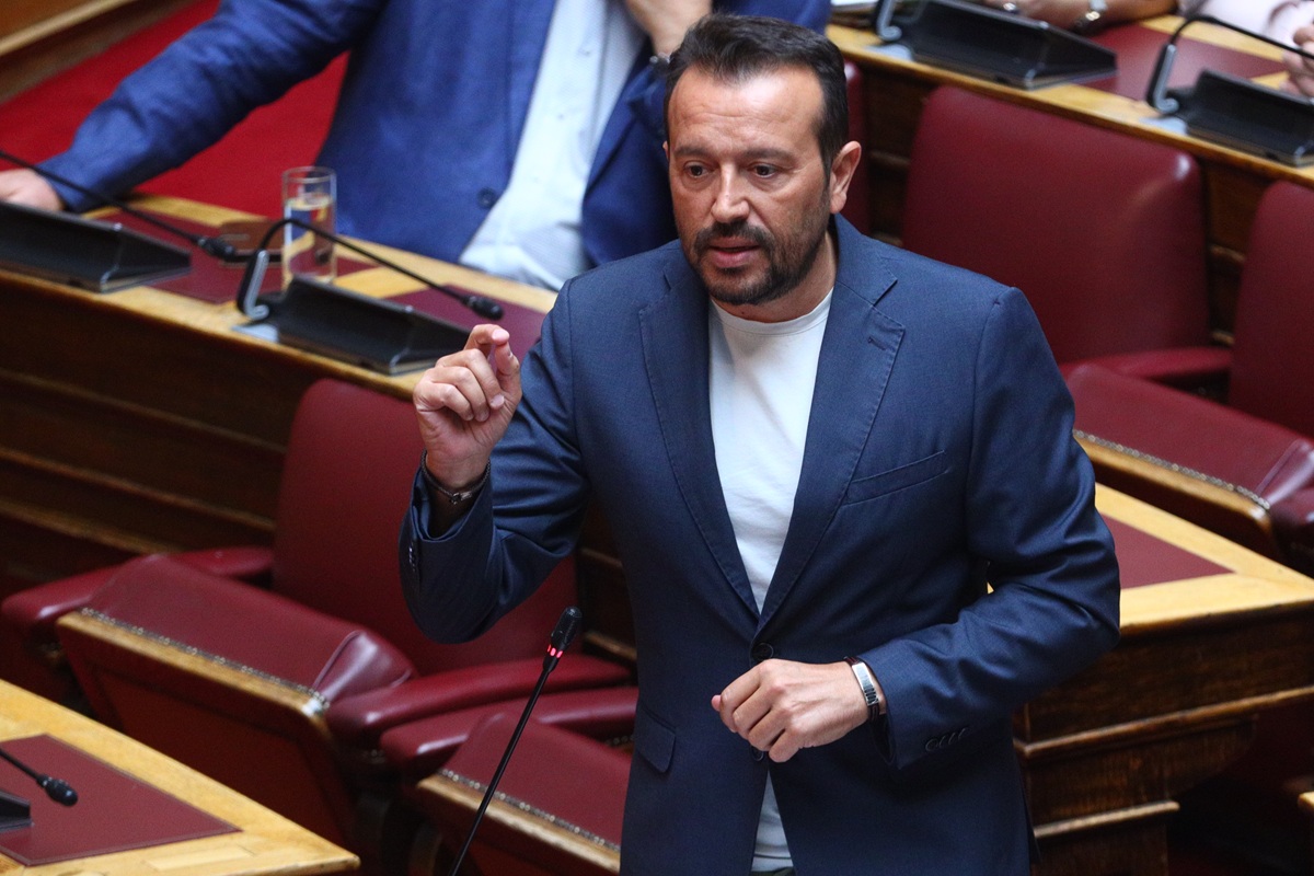 Ν. Παππάς στη Βουλή: Αποχώρηση της Ν.Δ. από την ψηφοφορία θα σημαίνει την ηθική και πολιτική κατάρρευσή της