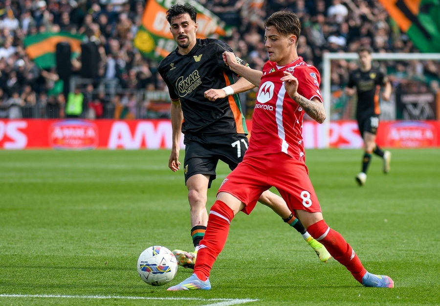 ΠΑΟΚ: Σε επαφές για την απόκτηση Ουρμπάνσκι (VIDEO)