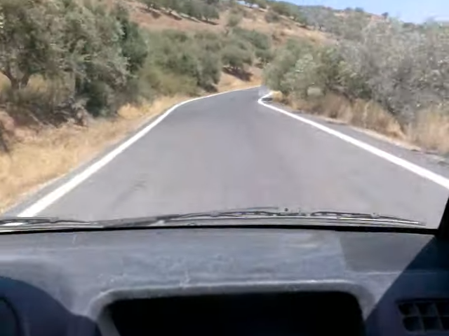 Πώς φαίνεται η πιο διάσημη «στροφάρα» της Ελλάδας από ψηλά  (VIDEO)