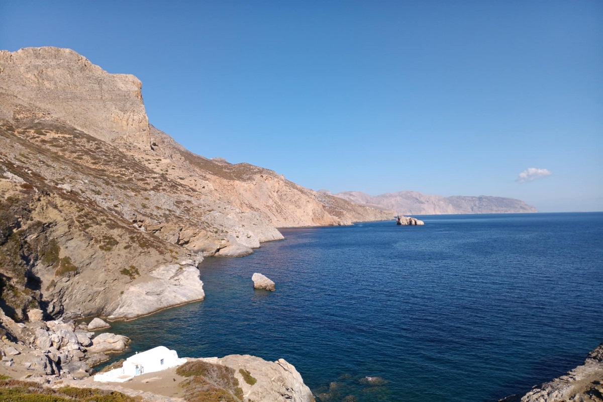 Αμοργός: Πανηγύρια, εκθέσεις και το… απέραντο γαλάζιο (ΦΩΤΟ)