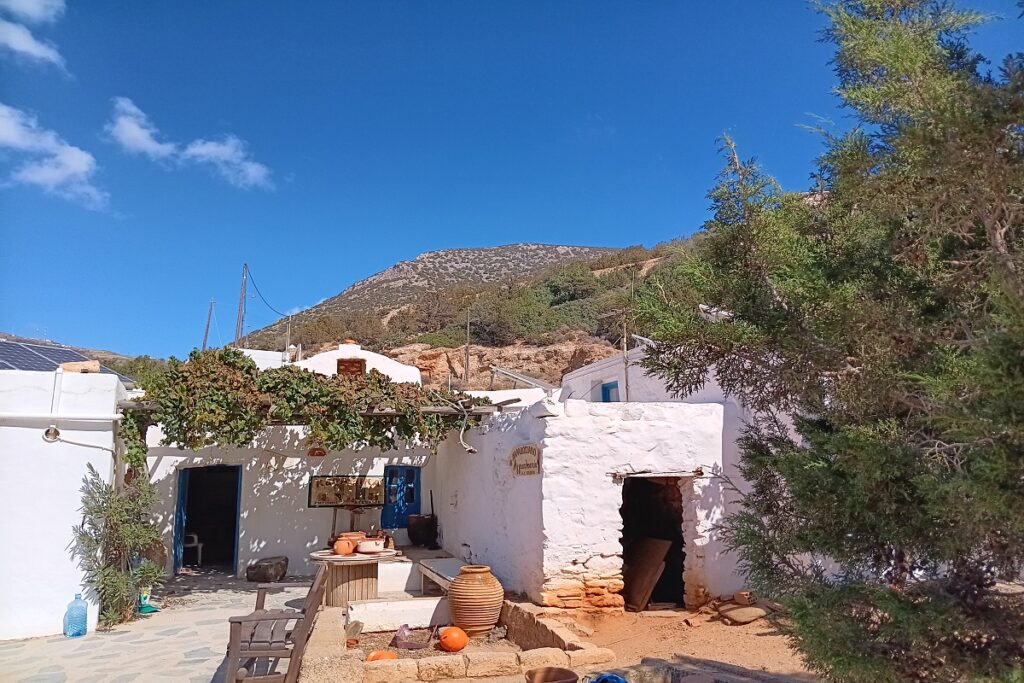 Σίφνος: Η τέχνη της αγγειοπλαστικής, οι τεχνίτες, τα εργαστήρια (ΦΩΤΟ)