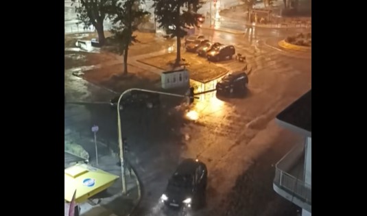 Έβρεξε και… δρόσισε στη Θεσσαλονίκη (VIDEO)