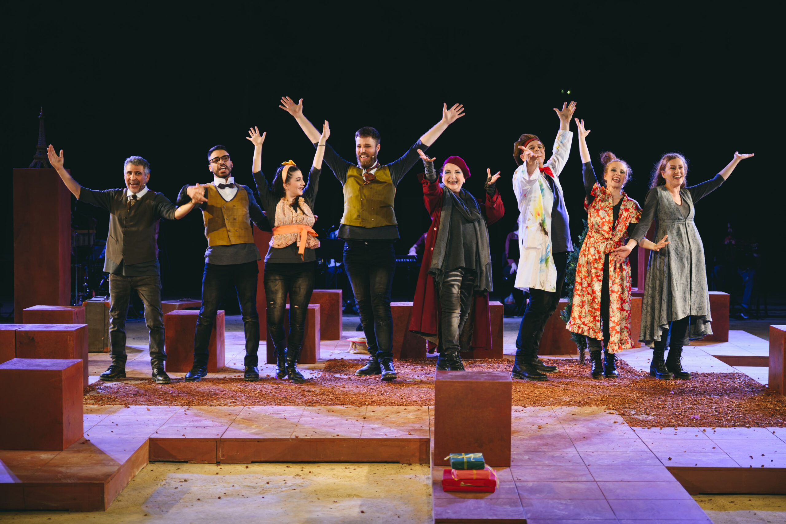 «Χορικά Ύδατα»: Στο θέατρο Συκεών Μάνος Κατράκης