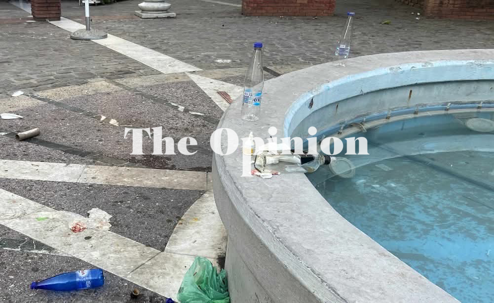 Νυχτερινή συμπλοκή στα Λαδάδικα – Πέντε άτομα στο νοσοκομείο (ΦΩΤΟ)