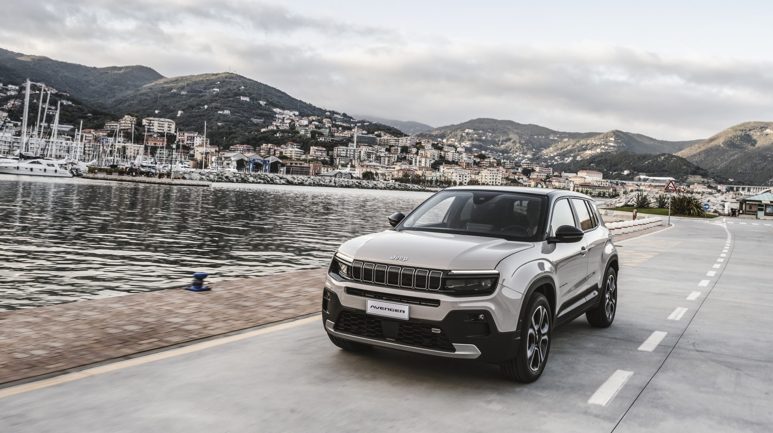 Από €22.990 το Jeep Avenger των 100 HP