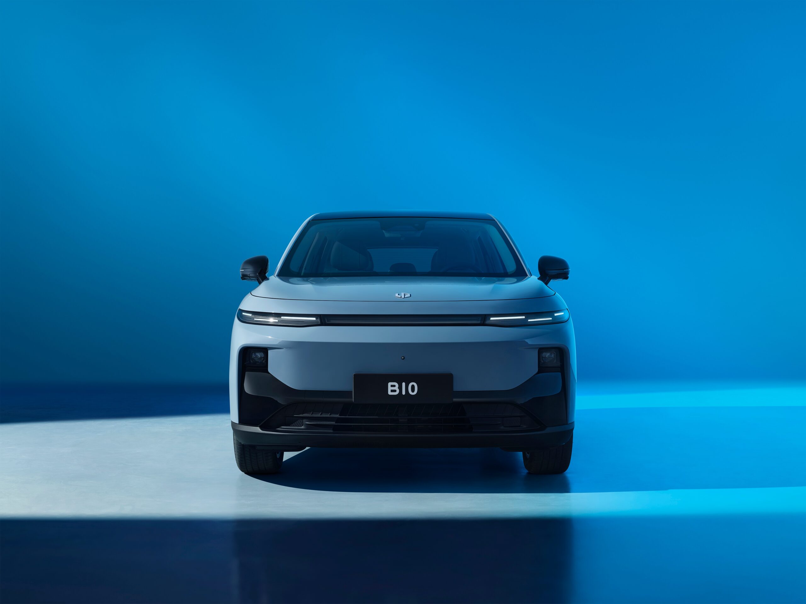 Με αξιώσεις η Leapmotor στην C-SUV με το νέο Β10 (ΦΩΤΟ)