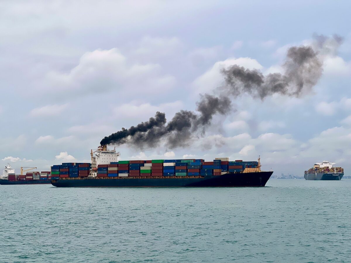 Νέα «έκρηξη» παραγγελιών στα containerships