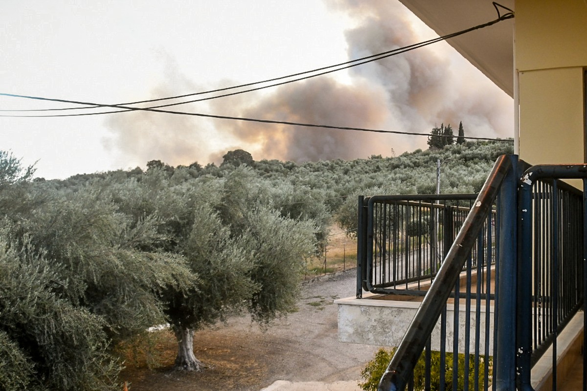 Πάτρα: Πήρε νέα προθεσμία για να απολογηθεί 25χρονος που κατηγορείται για εμπρησμό (VIDEO)