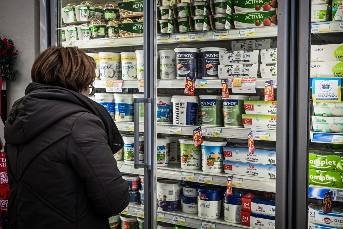 Ελληνικό γιαούρτι: Η εξαγωγική “έκρηξη” που γεμίζει ράφια σε όλο τον κόσμο