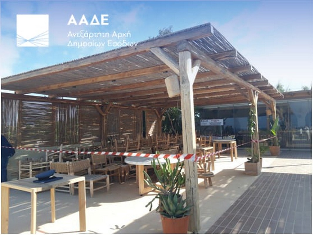 ΑΑΔΕ: Πάνω από 100 παραβάσεις σε μία εβδομάδα σε επιχειρήσεις δημοφιλών τουριστικών προορισμών