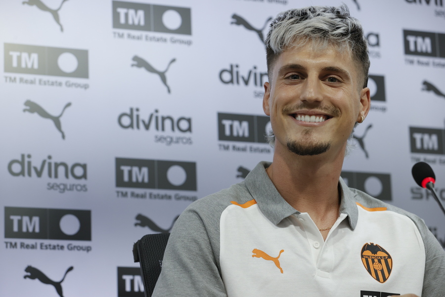 «Έντονο πρέσιγνκ του Άρη για τον Σέρχι Κανός»