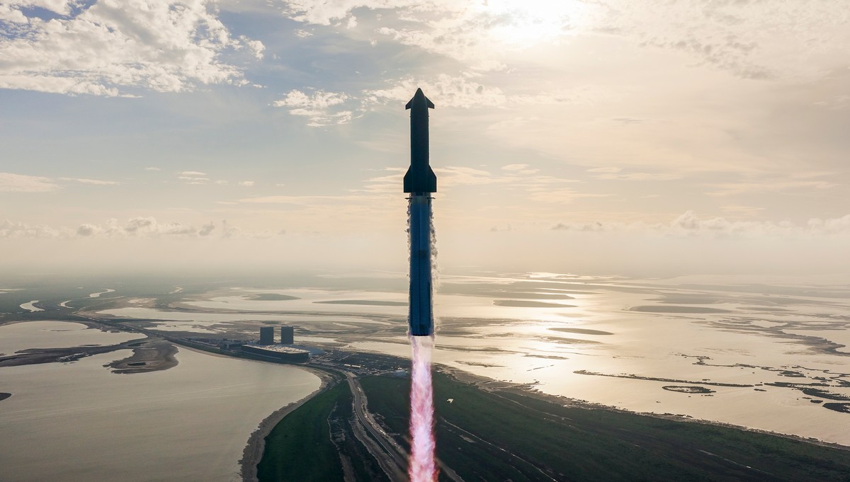 SPACEX