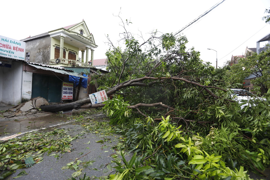 Βιετνάμ: Τρεις νεκροί από την τροπική καταιγίδα «Κατζίκι»