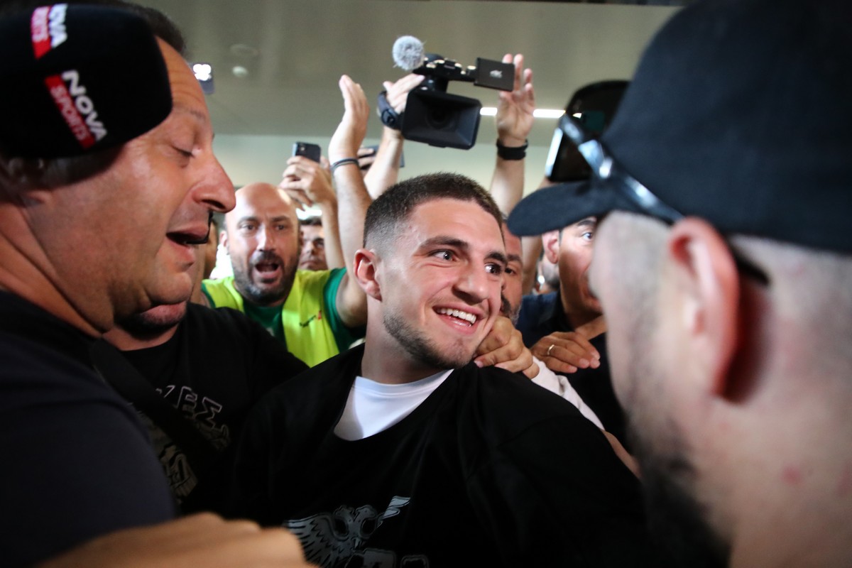 Η ανακοίνωση της Σλάβια για την παραχώρηση Ζαφείρη στον ΠΑΟΚ