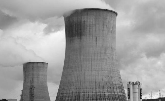 Τα πυρηνικά εργοστάσια “ξαναμπαίνουν” στη ζωή μας λόγω… Τεχνητής Νοημοσύνης (ΤΝ)