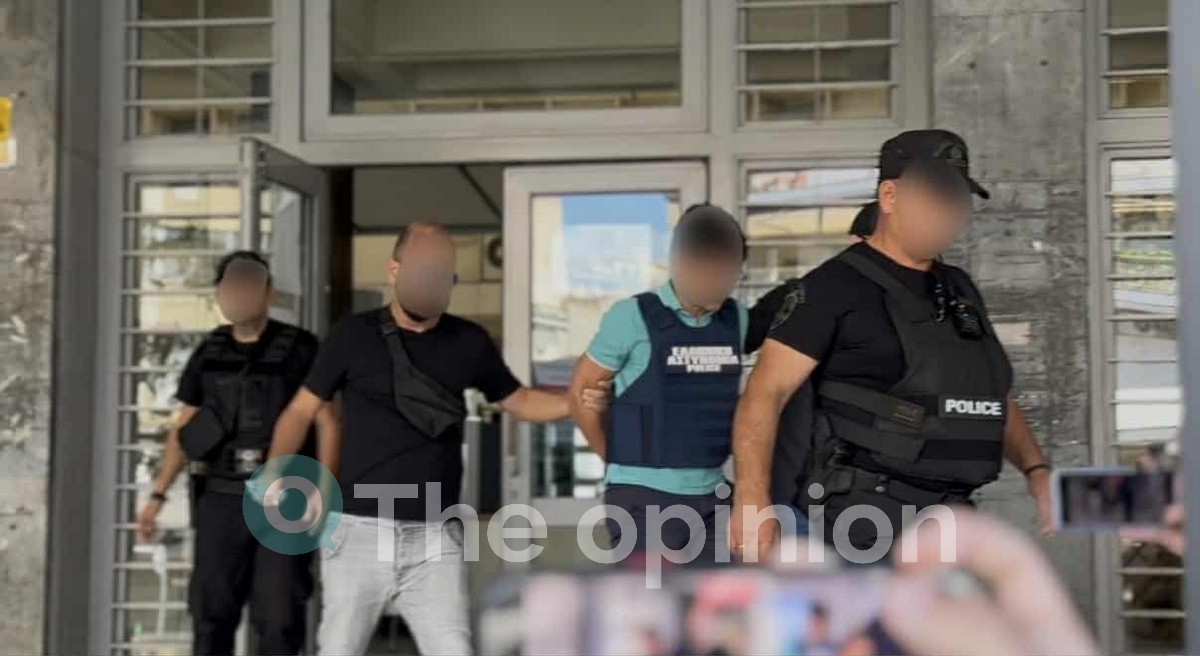 Θεσσαλονίκη: Προφυλακίστηκε ο 50χρονος καθ’ ομολογίαν αδελφοκτόνος – Το ιστορικό της υπόθεσης (VIDEO)