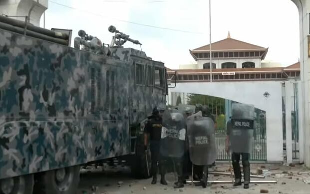 Νεπάλ: Τουλάχιστον 16 νεκροί κατά την καταστολή αντικυβερνητικών διαδηλώσεων (VIDEO)