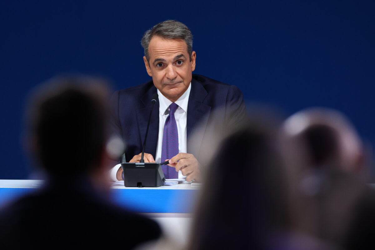 Ο Μητσοτάκης για Τέμπη: Με πρωτοφανή αθλιότητα κάποιοι εργαλειοποίησαν τον πόνο των συγγενών