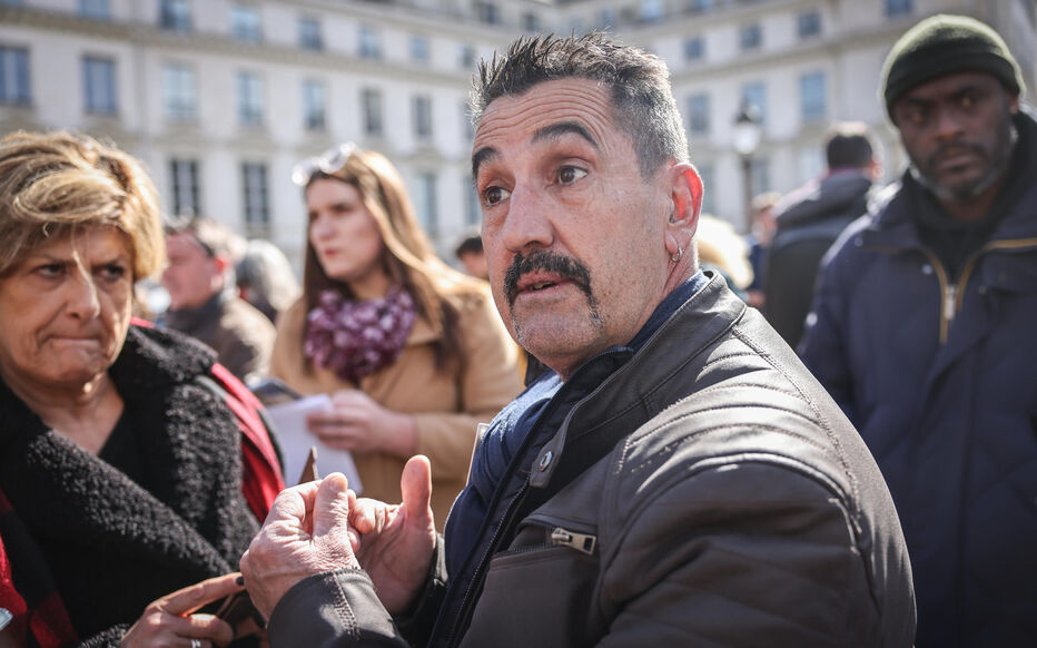 Γαλλία: Μετά τη συνάντηση με τον Λεκόρνιου, η Εργατική Δύναμη σκληραίνει τη στάση της για το συνταξιοδοτικό