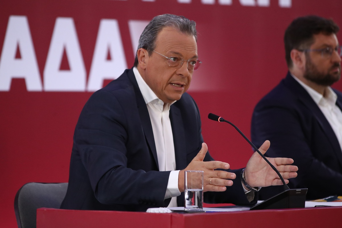 Φάμελλος: Ο Μητσοτάκης κάνει ζημιά στην τσέπη των πολιτών