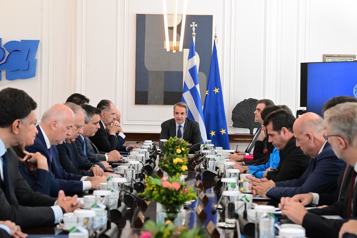 Κ. Μητσοτάκης στο Υπουργικό: Μάχη για την αλήθεια, από τα Τέμπη μέχρι την εξωτερική πολιτική