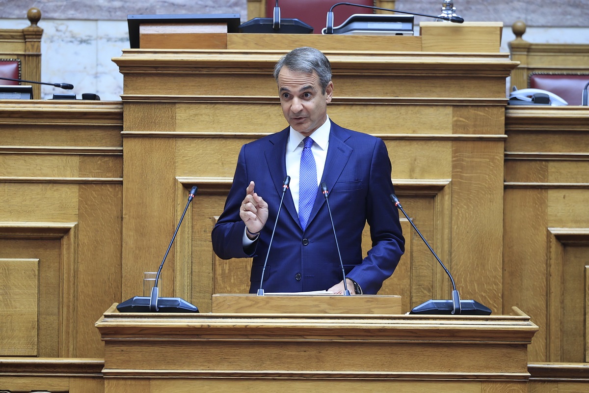 Στη Βουλή αύριο ο Κ. Μητσοτάκης – Απαντά σε ερώτηση του Ν. Ανδρουλάκη για ακρίβεια και ιδιωτικό χρέοςς