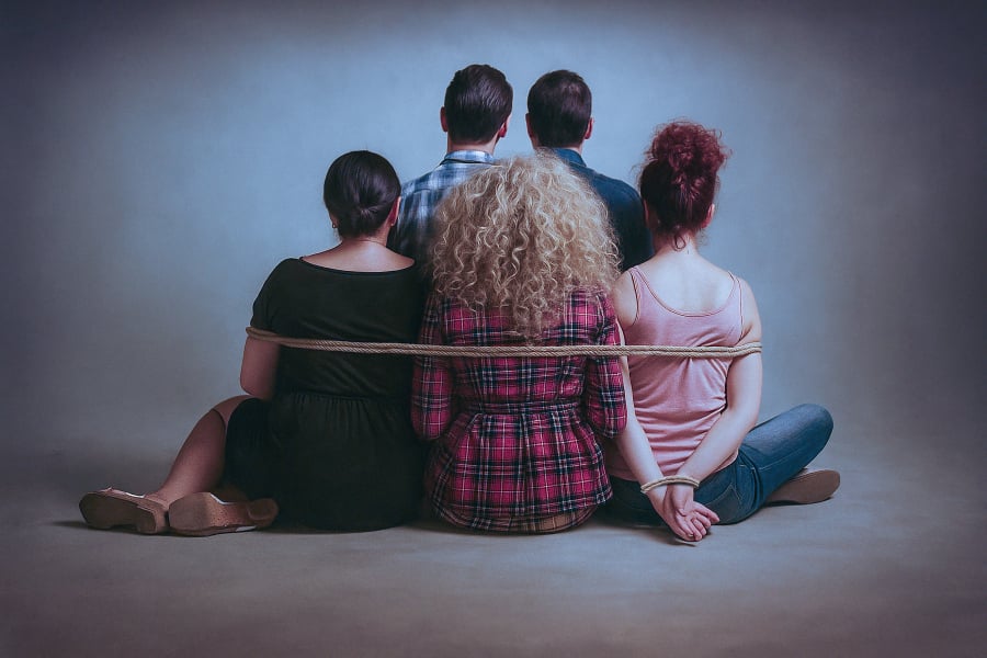 «Στο Παρά Πέντε»: Επιστρέφει 20 χρόνια μετά με μοναδικό reunion στο MEGA (VIDEO)