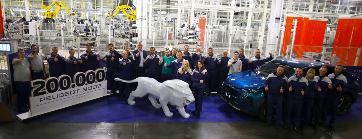 200.000 PEUGEOT 3008: Η επιτυχία συνεχίζεται