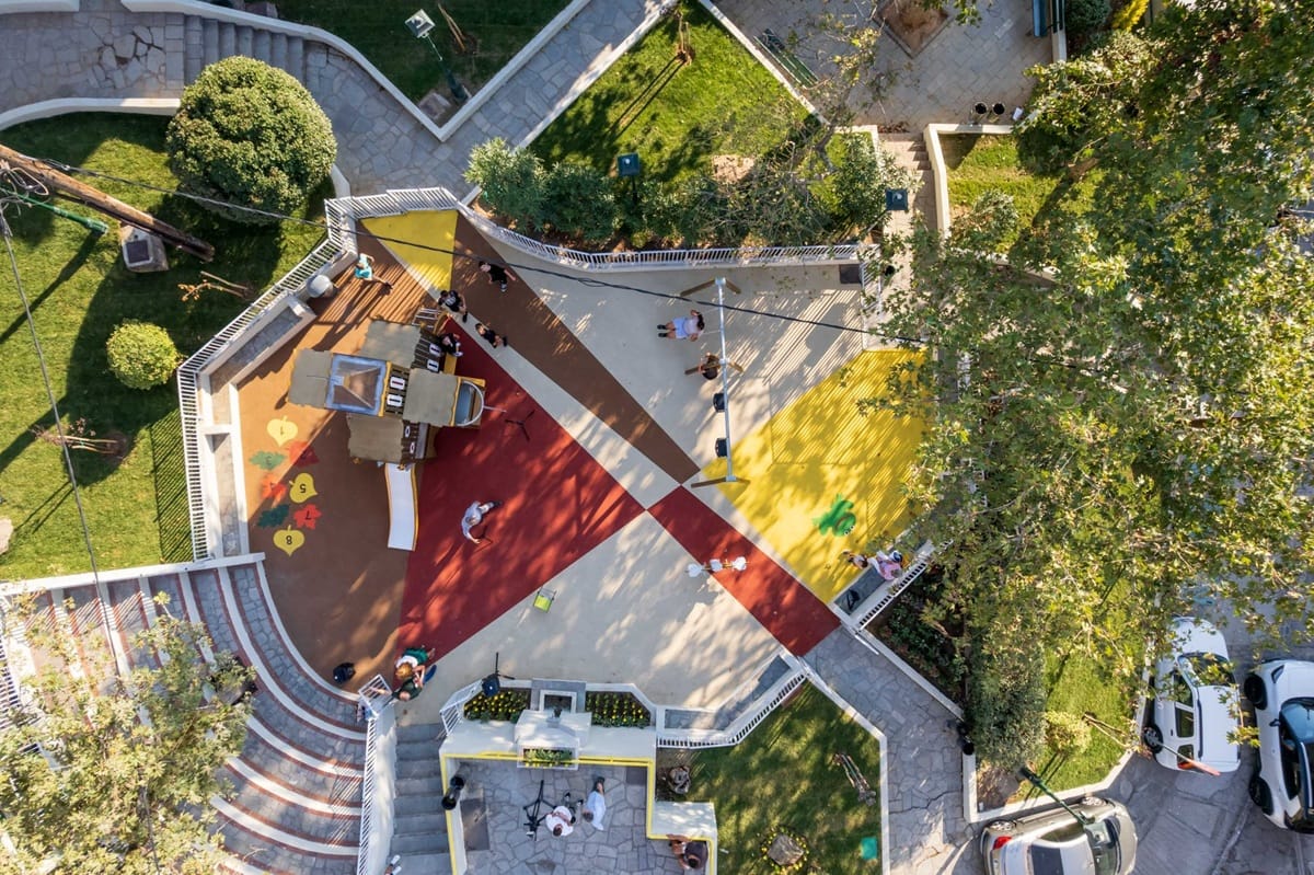 Θεσσαλονίκη: Παραδόθηκε η καινούρια παιδική χαρά στην Άνω Πόλη (ΦΩΤΟ)