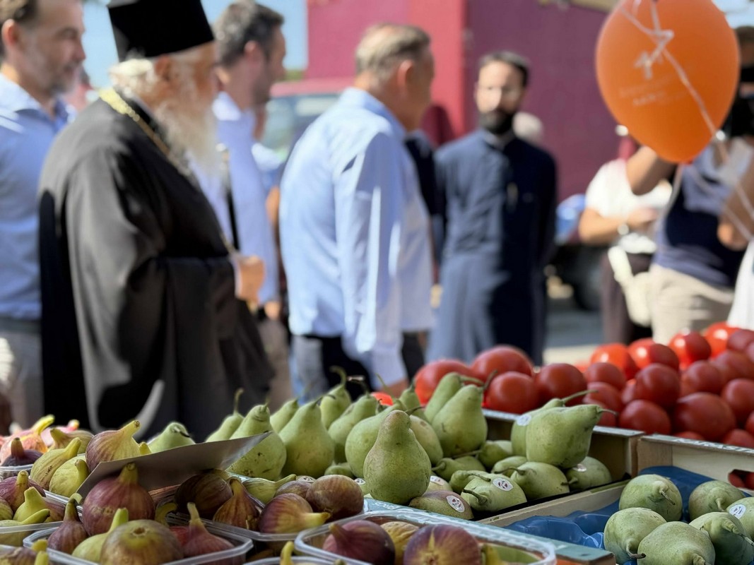 «Δουλεύουμε για τον κόσμο ώστε να ψωνίζει φτηνά και ποιοτικά» – Εγκαινιάστηκε η πρώτη απογευματινή λαϊκή αγορά (ΦΩΤΟ)