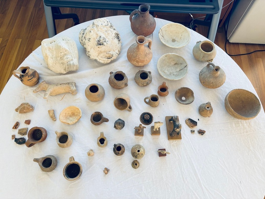 Έμβρυο μέσα σε φορμόλη εντοπίστηκε στο σπίτι 77χρονου αρχαιοκάπηλου