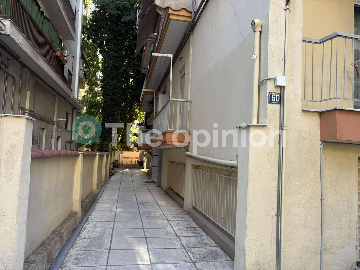 Θεσσαλονίκη: «Έτσι συνέβη το έγκλημα» – Τι κατέθεσε ο 50χρονος που σκότωσε την αδερφή του