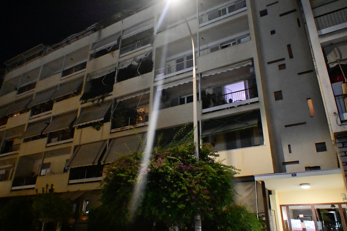 Αττική: Νεκρή μαζί με το νεογνό της εντοπίστηκε 34χρονη που γέννησε μόνη της (VIDEO)