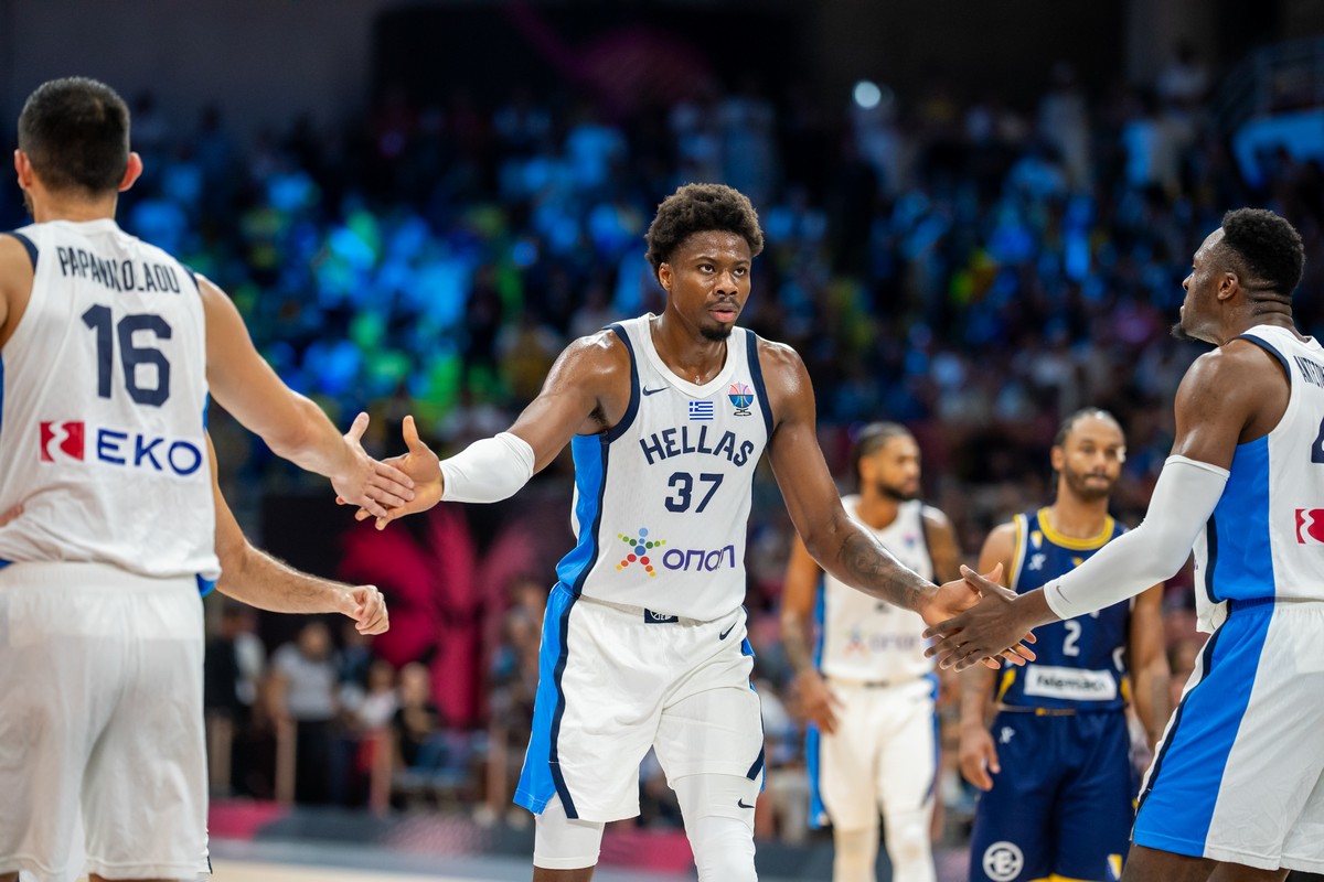 Εθνική Ελλάδος: «Μάχη» για την κορυφή απέναντι στην Ισπανία – Όλα τα πιθανά σενάρια