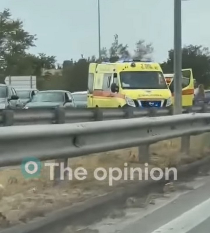 Θεσσαλονίκη: Καραμπόλα πέντε οχημάτων στη Μουδανιών (VIDEO)