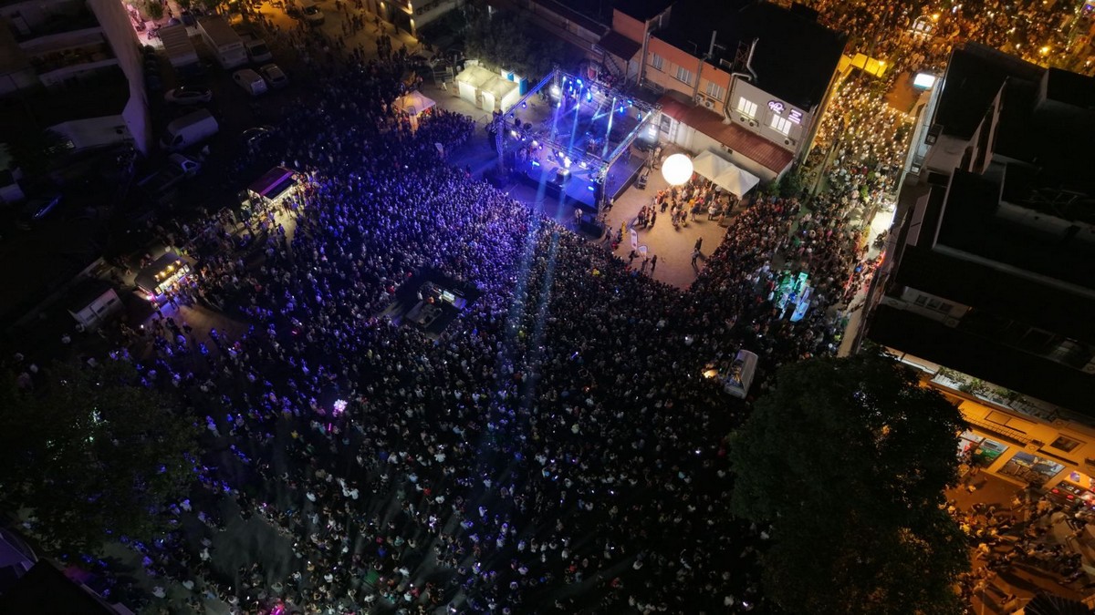 Ρεκόρ συμμετοχής στην 3η Λευκή Νύχτα Ευόσμου – Πάνω από 80.000 επισκέπτες