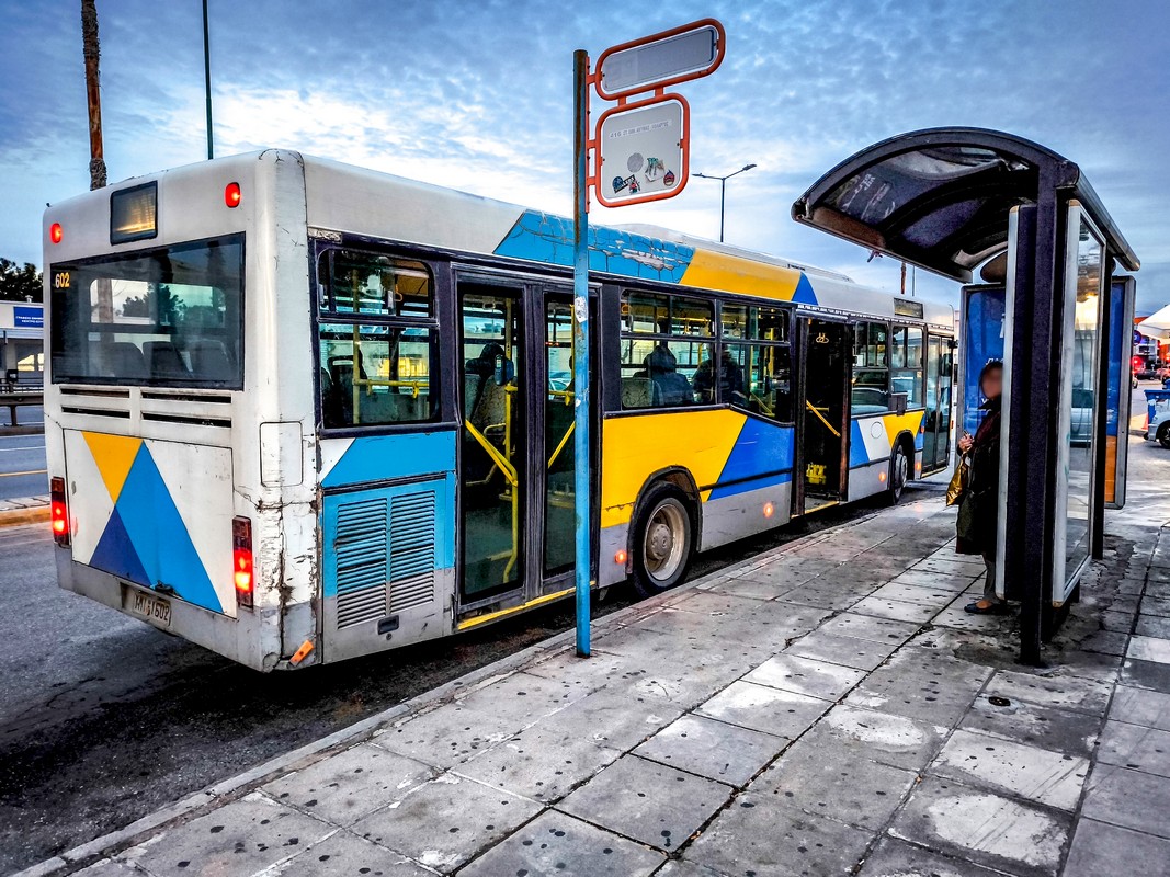 Προβλήματα στις πινακίδες τηλεματικής στις στάσεις  λεωφορείων στη Θεσσαλονίκη