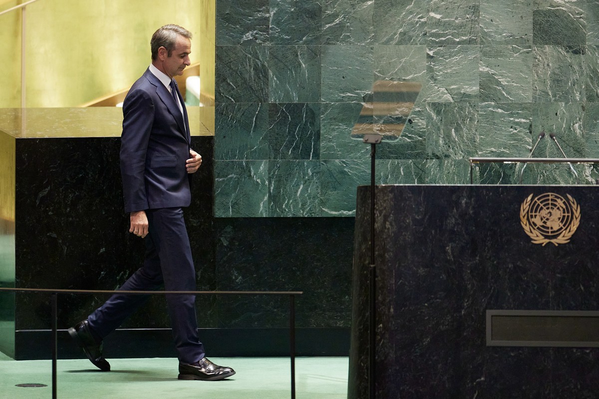 C’est la vie μα και καζάν-καζάν στην εξωτερική πολιτική