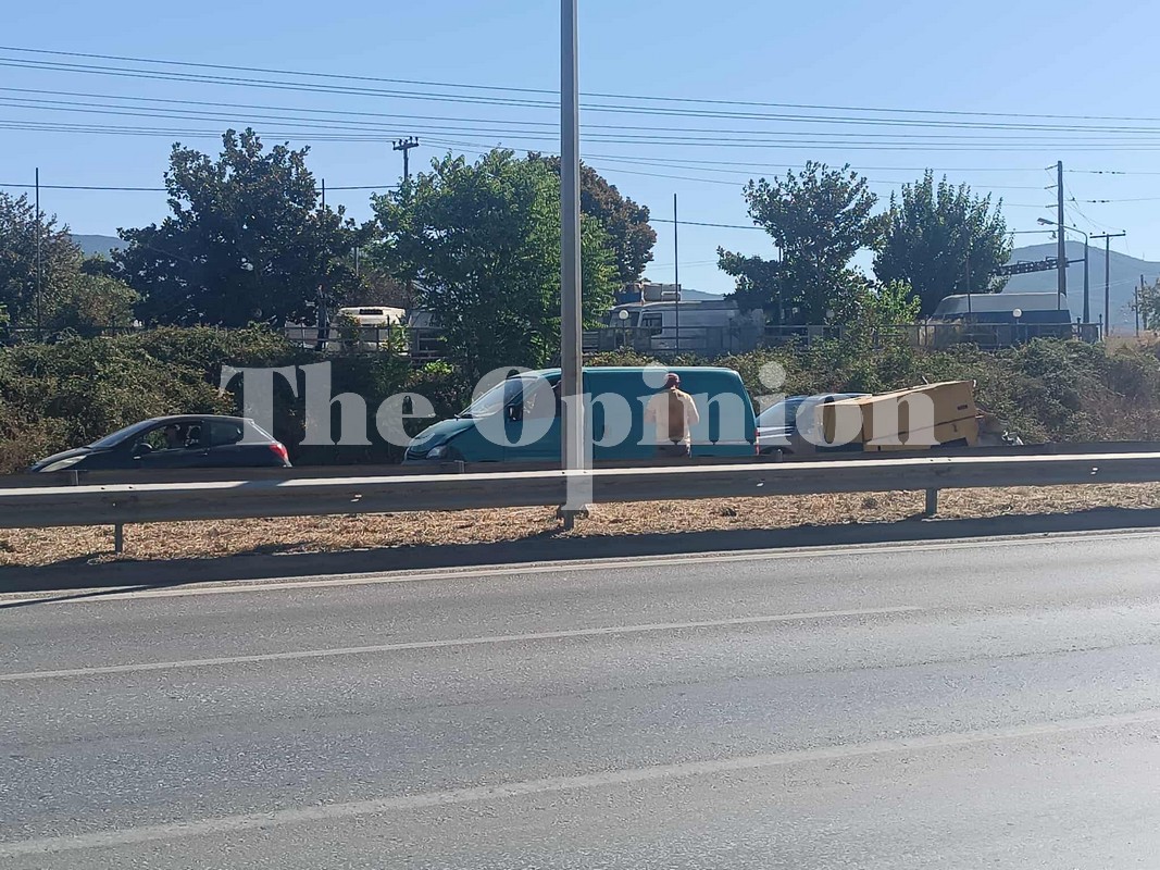 Τροχαίο στη Μουδανιών – Απέναντι από το σημείο του τροχαίου με την Πόρσε (ΦΩΤΟ)