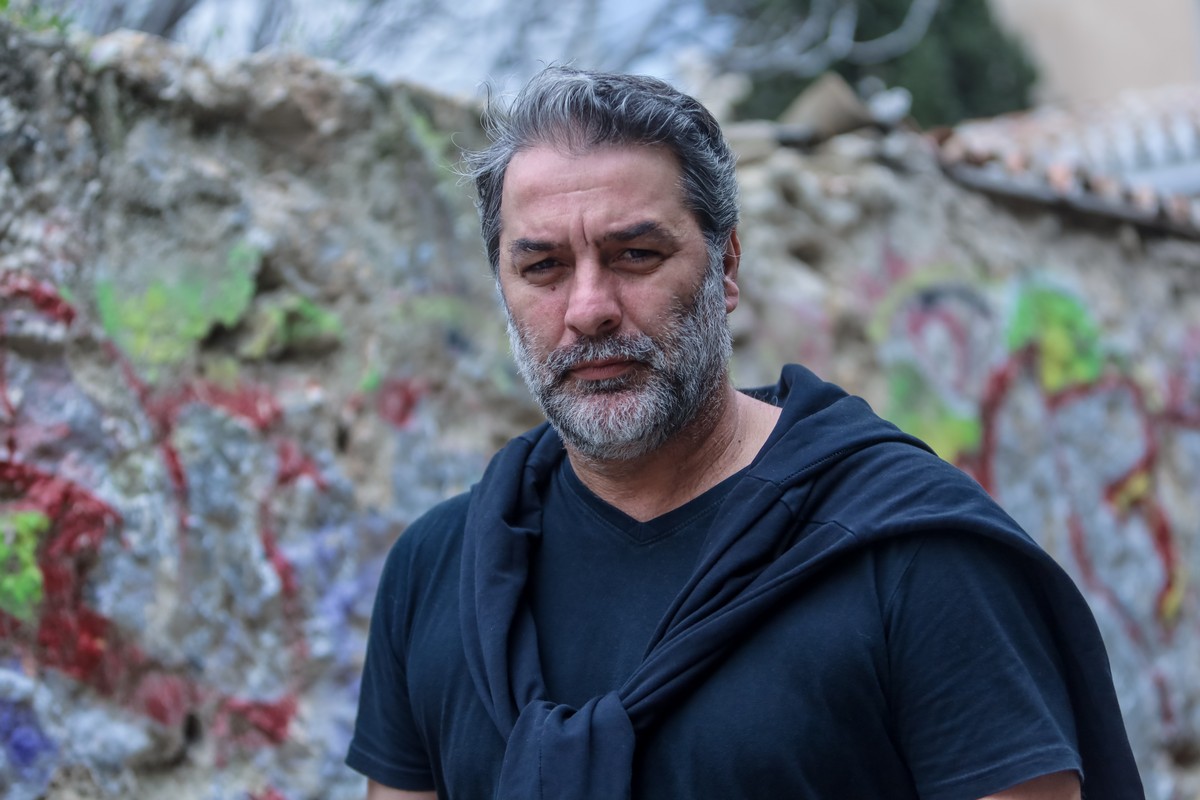 Βασίλης Μπισμπίκης: Στον Εισαγγελέα ο ηθοποιός μετά το τροχαίο (VIDEO)