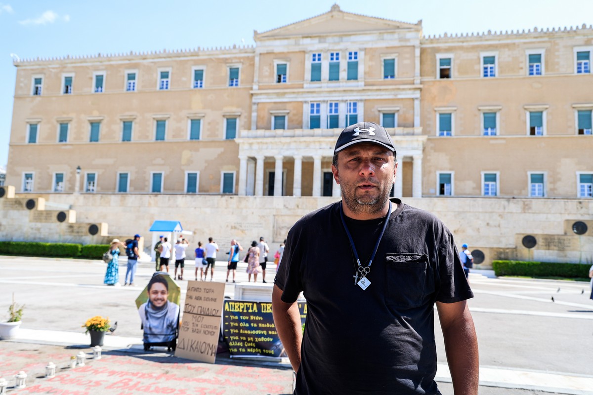 Πορτοσάλτε για απεργία πείνας Ρούτσι: «Αυτό τον χώρο δεν πρέπει να τον αφήσουμε να γίνει ”τσαντιροκατάσταση”» (VIDEO)