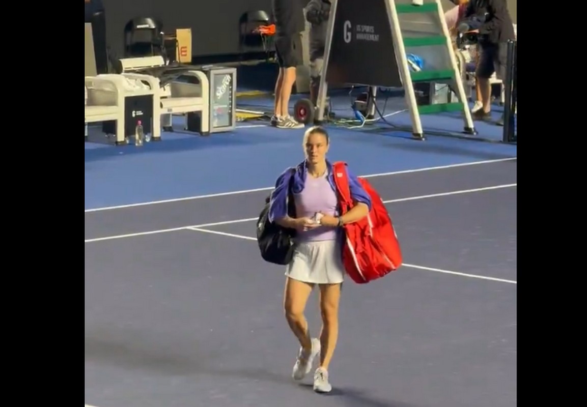 Η Σάκκαρη λογομάχησε με τους διαιτητές και ο αγώνας διακόπηκε λόγω καιρού (VIDEO)