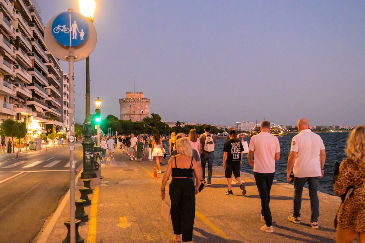 Κουήρ άτομα δέχθηκαν ομοφοβική επίθεση στο κέντρο της Θεσσαλονίκης