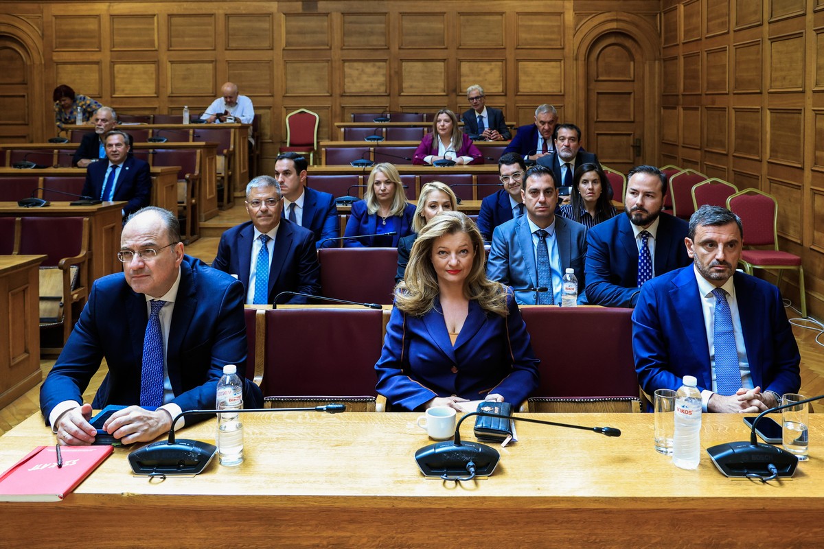 Νίκη: Απομακρύνει τον Βρεττό από την Eξεταστική του ΟΠΕΚΕΠΕ – Τον «στέλνει» στην Επιτροπή Δεοντολογίας